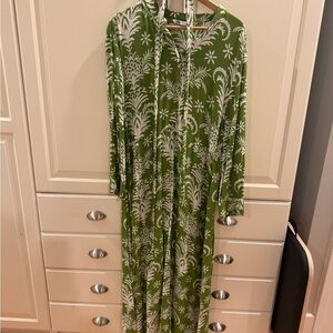 Zara Green and White Patterned Long Sleeve Dress